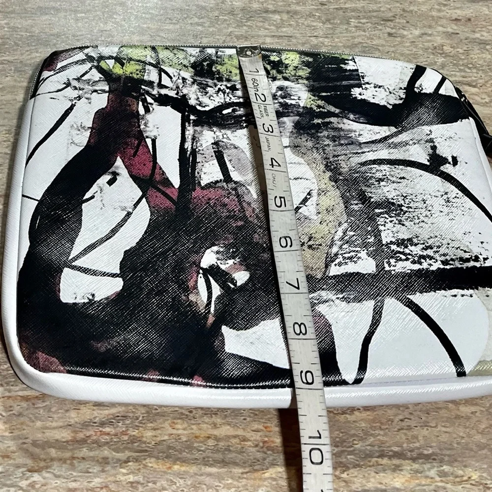 ♥️HOST PICK♥️ Neiman Marcus tablet sleeve